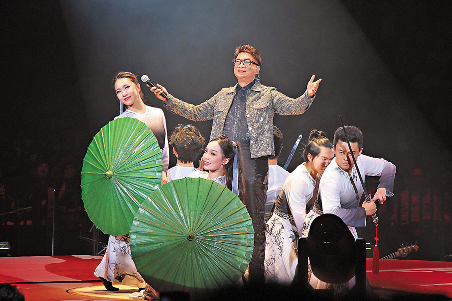 ●徐小明抱恙上陣。  達里 攝