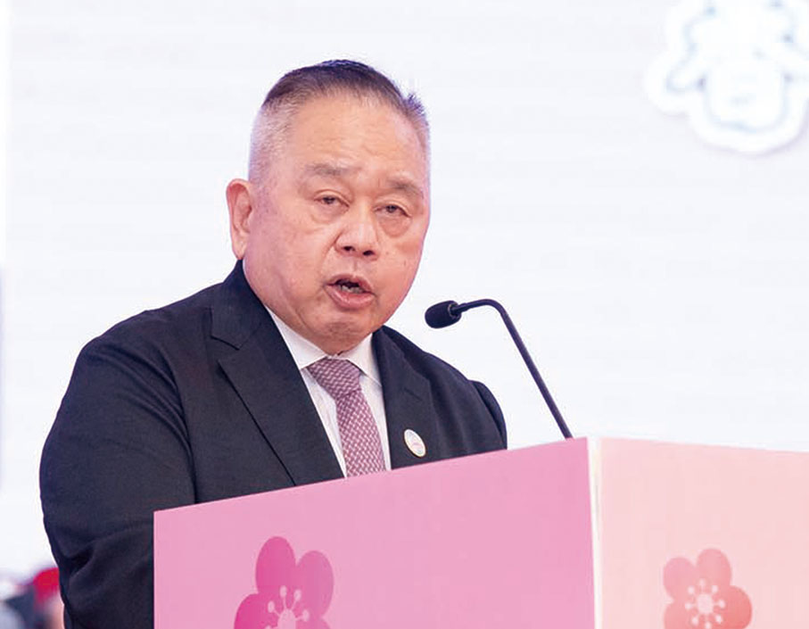 ●余國春致辭。