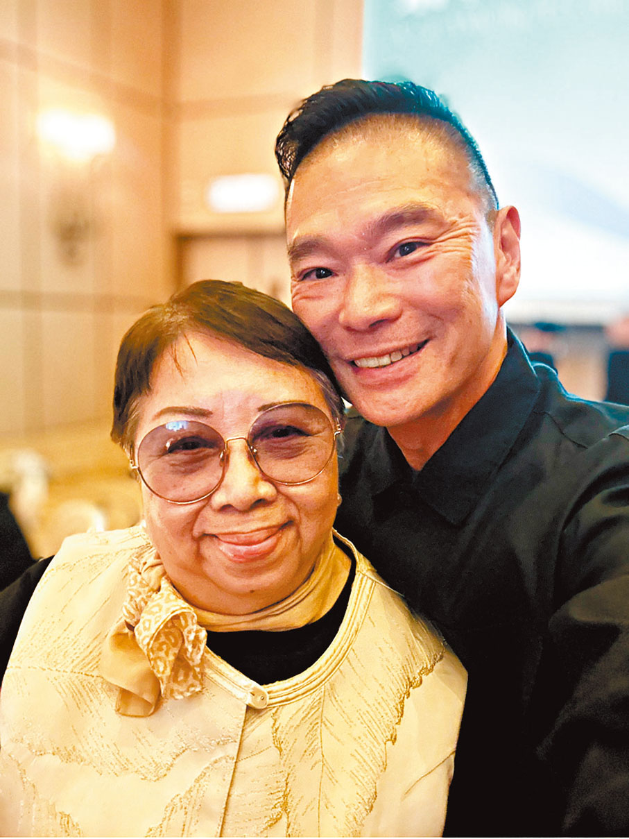 ●有幸在回港初期，認識一代娛樂新聞教頭林檎叔及他的女兒、資深傳媒人爽姐。   作者供圖