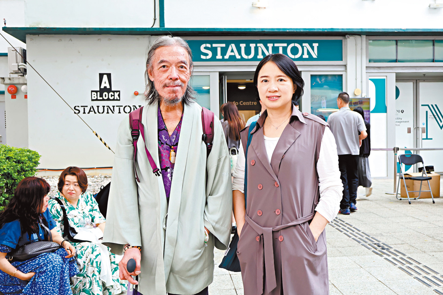 ●新藝潮博覽會創辦人黃白露（右）及顧問鄧海超