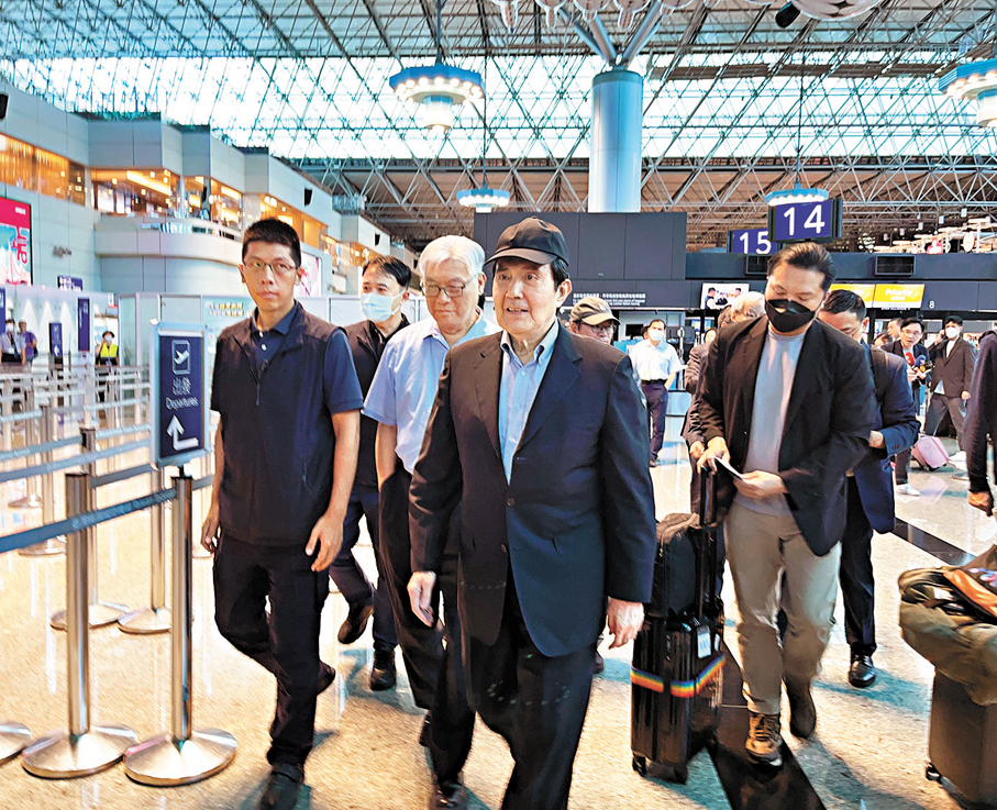 ●中國國民黨前主席馬英九先生率「大九學堂」學員出席海峽論壇及其他參訪活動,展開他第四次大陸之旅。中央社