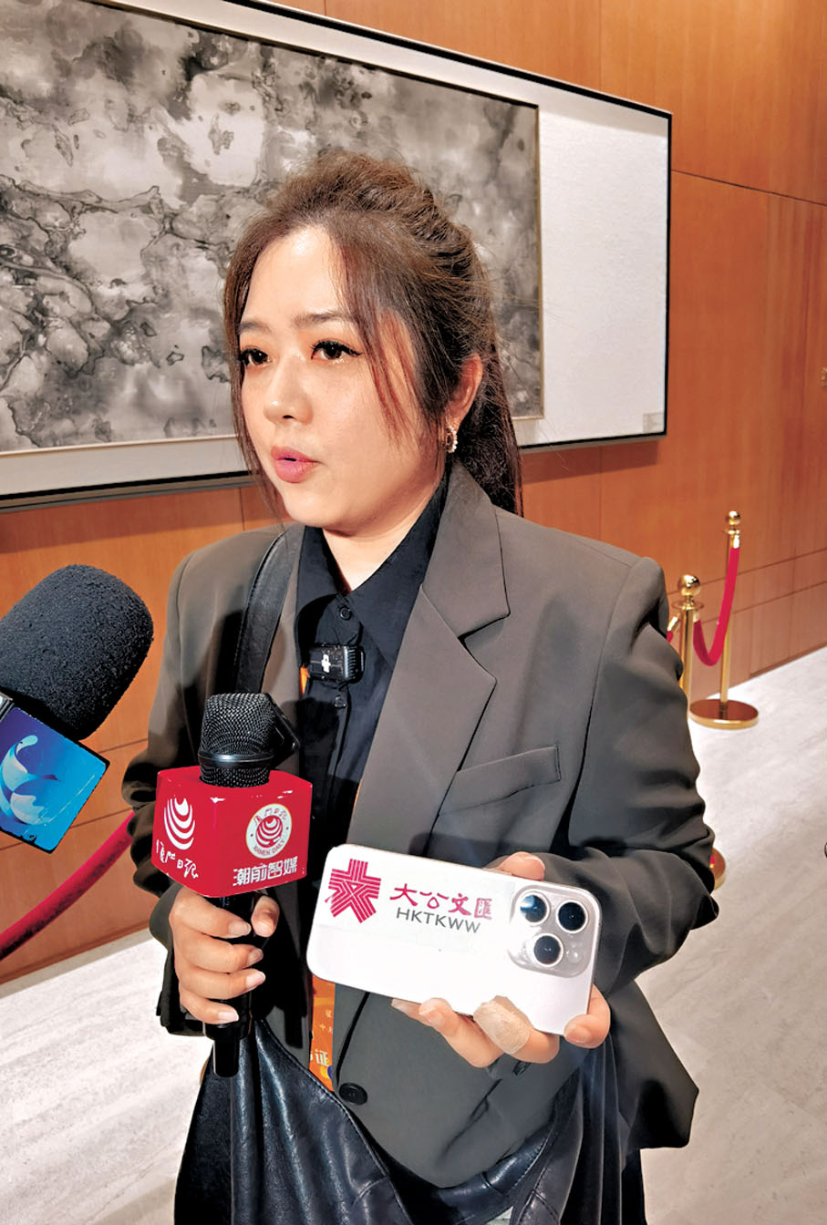 ●台灣媒體人翟翾　香港文匯報記者何德花  攝