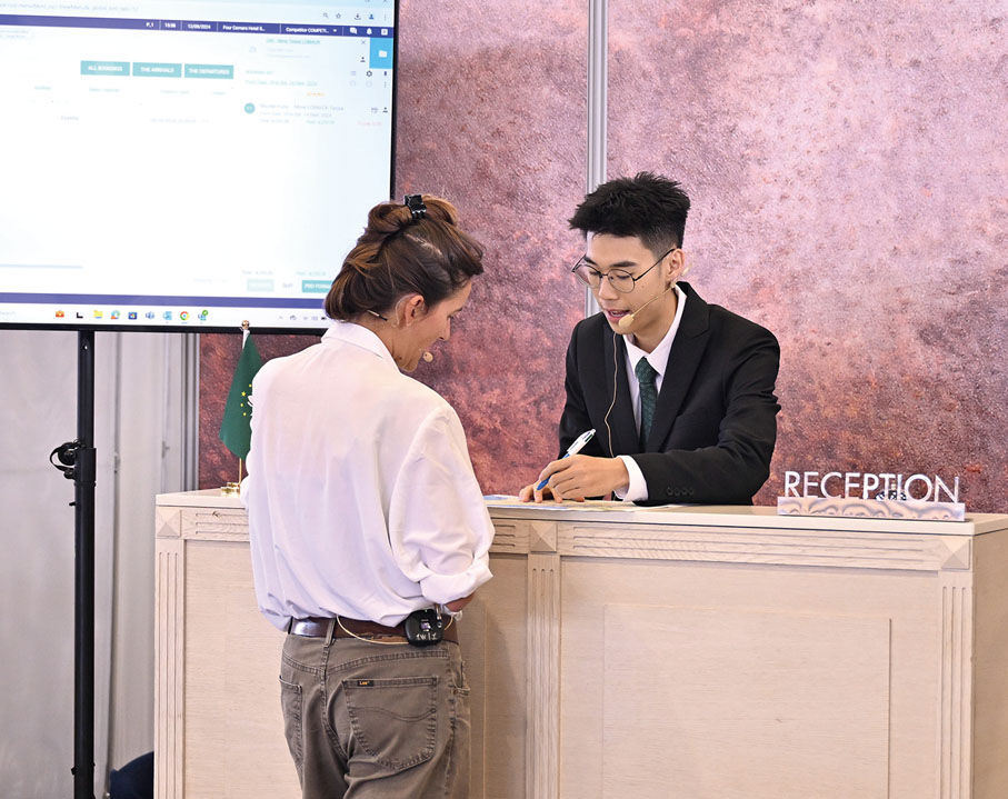 ●陳志力於第四十七屆世界技能大賽酒店接待項目奪得卓越表現獎。