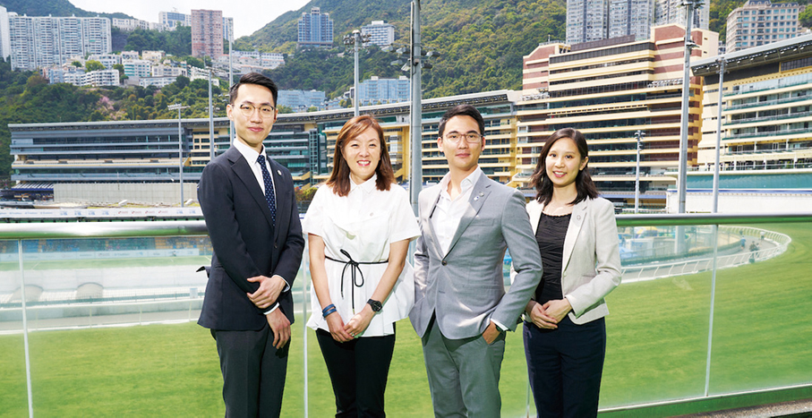 ●馬會員工各具專業。圖左一為在馬會負責健康社區範疇的Eddie。