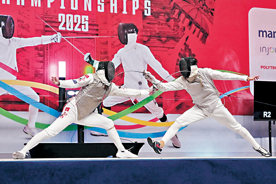 ●蔡俊彥決賽以15：6大勝國家隊劍手莫梓維。 中國香港劍擊總會圖片