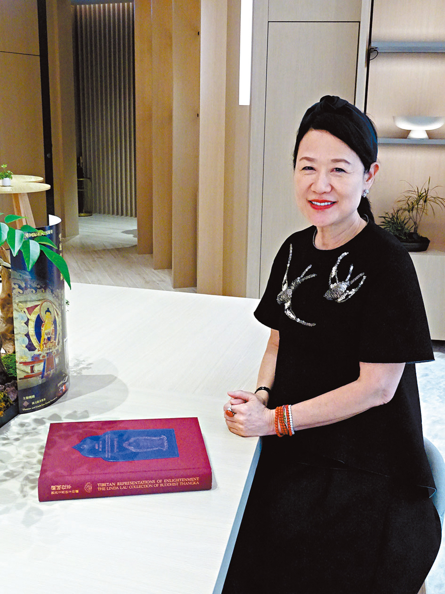 ●劉洪文燕「守護」唐卡三十餘年。