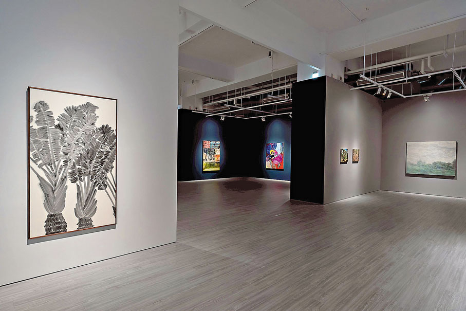 ●15名藝術家以作品展現關於時間或植物的思考。