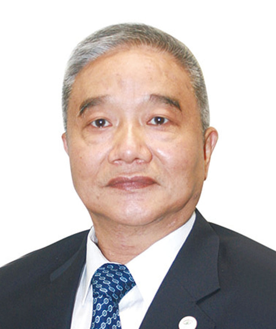 香港本草醫藥學會會長黃傑：擴大「中醫藥發展基金」資助範圍，增設創新實踐計劃、轉化醫學培訓及專科認證制度，培育復合型人才；設立中醫創業孵化基地，發展藥膳、智能診療設備等新業態，構建產學研一體化生態。