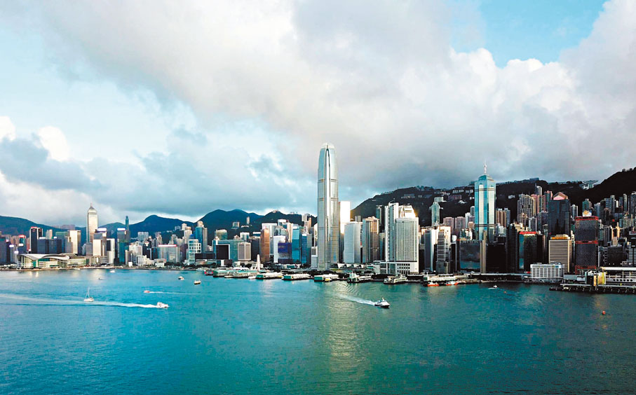 ●香港加密貨幣監管制度建設見成效，加強了家族辦公室進軍加密貨幣市場的信心。圖為香港維港。 資料圖片