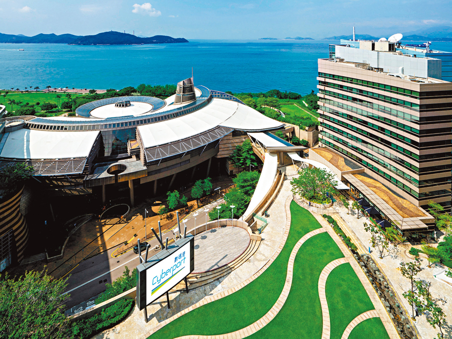 ●數碼港第五期位於海濱公園西北側。圖為數碼港及海濱公園。 資料圖片