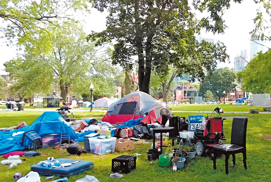 ●很多居無定所的流浪者濫用鴉片類藥物。    成小智 攝
