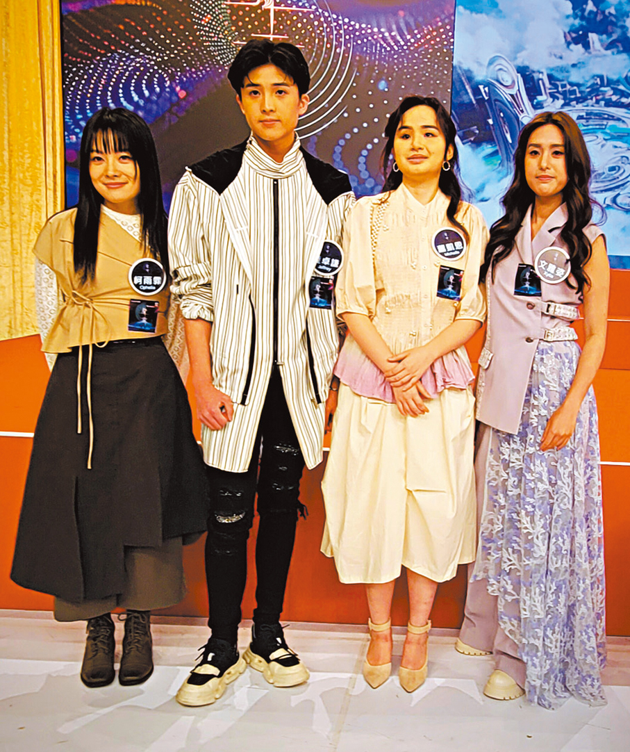 ●（左起）柯雨霏、陸卓謙、蕭凱恩與文雅姿人氣頗高。   梁靜儀  攝