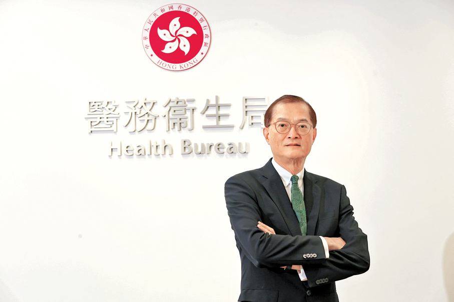 ●盧寵茂表示，國家在醫療方面的標準、藥物和器械，都可以通過香港作為橋頭堡走向世界。香港文匯報記者萬霜靈  攝