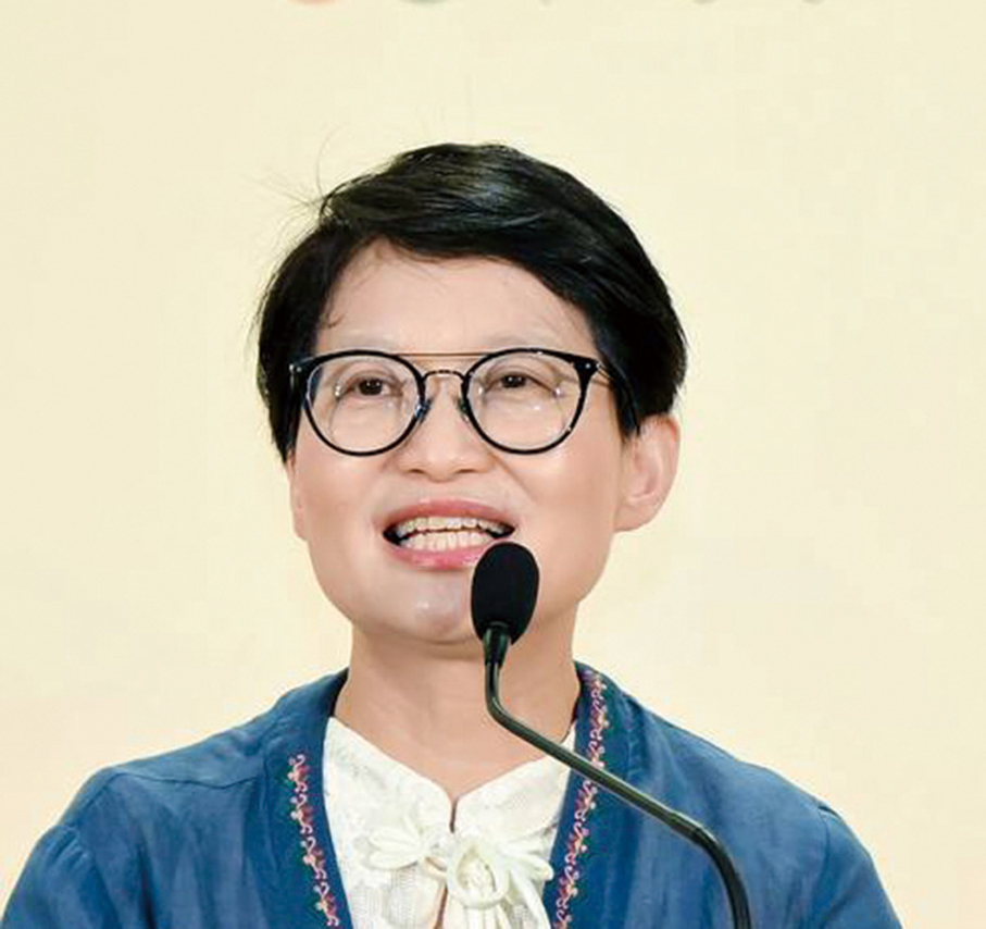 香港藝術發展局大會委員暨藝術教育組主席陳雪儀致辭：「善德茶文化傳承及創新計劃」第三屆首拓國際學校及社區，學員通過系統課程體悟中華茶道精髓，並設立「茶文化大使」肩負傳承使命。香港藝術發展局同步推動文化教育，資助教師進修中華書畫，將傳統藝術融入教學，培育文化新世代。