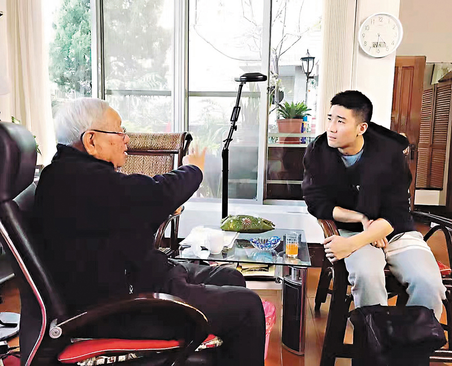 ●台灣老兵曾奇才生前接受楊正濃採訪。