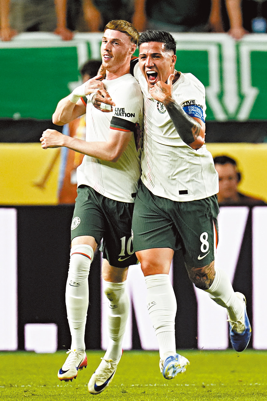 ●車路士兩名中場主力彭馬（左）和安素費南迪斯，近期表現均有所提升。  資料圖片