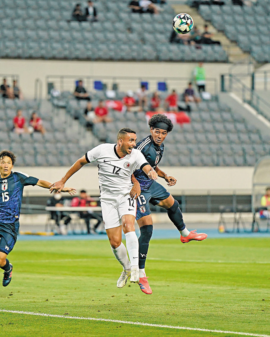 ●港隊（白衫）東亞錦首戰失利，以1:6不敵日本隊。