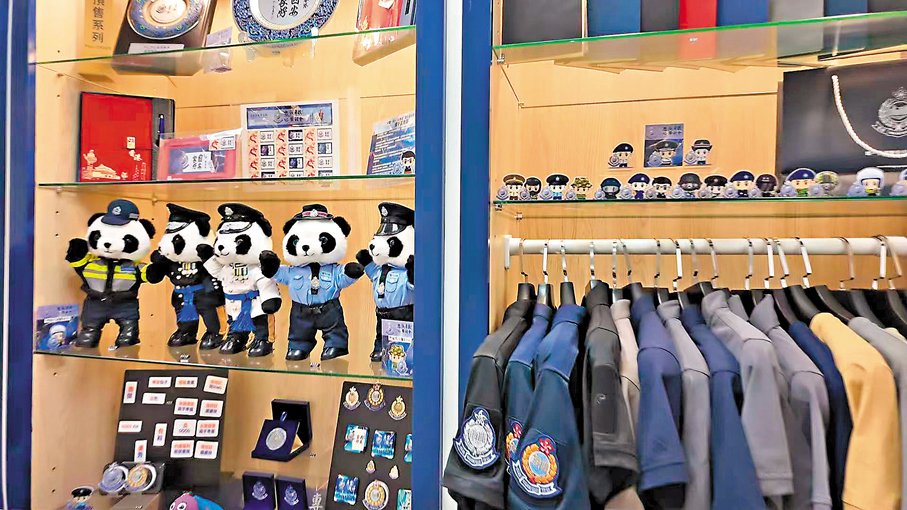 ●特色紀念品琳琅滿目。