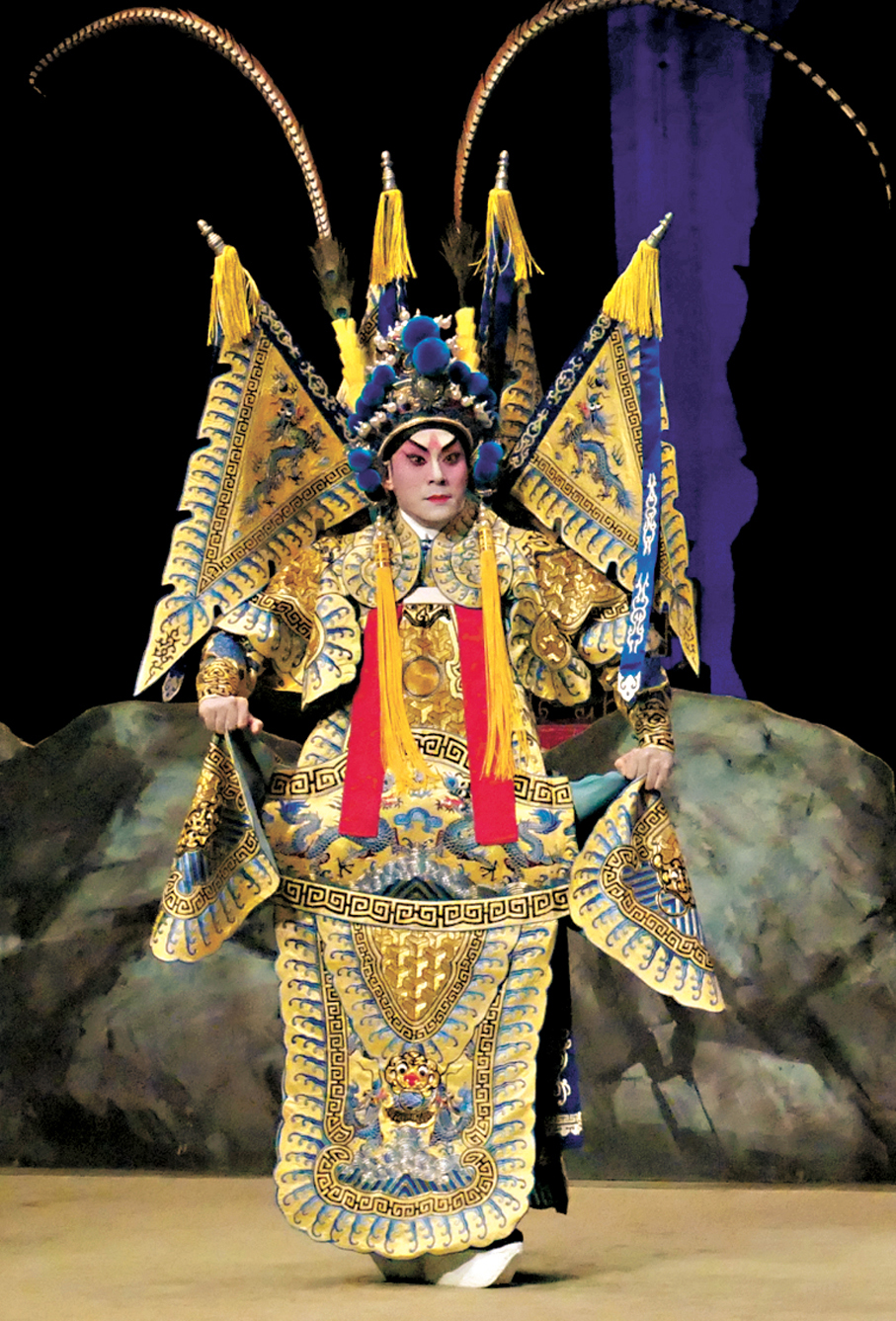 ●梁兆明演楚元帥。