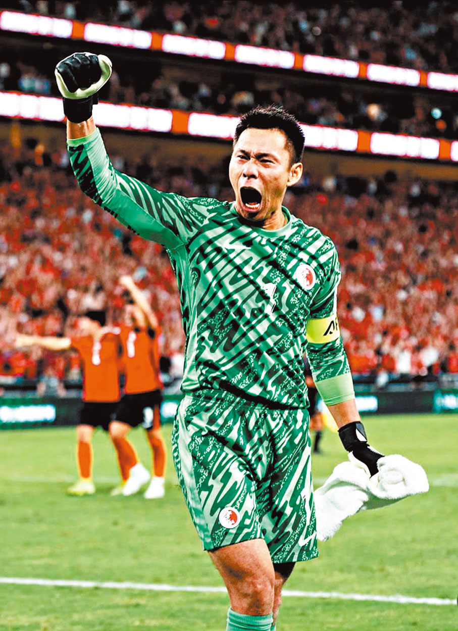 ●攝影師在場外捕捉球員每一個精彩瞬間。 足總官方截圖