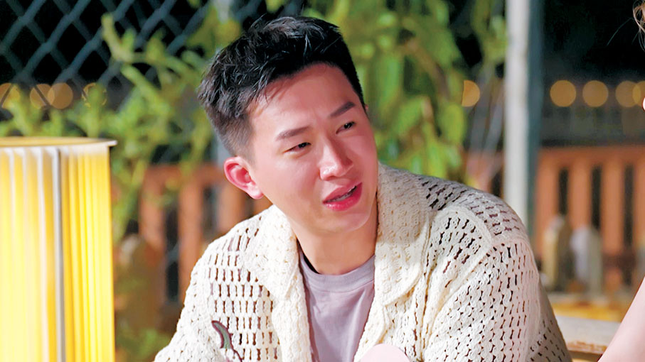 ●曾展望哭得像個孩子。 主辦方供圖