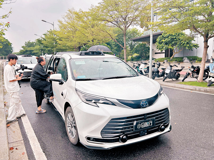 ●十五運會期間將在廣州、深圳等賽區部署的小馬智行第七代自動駕駛 Robotaxi。香港文匯報記者敖敏輝 攝