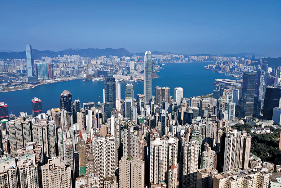 ●陳茂波(下圖)指出,國際投資者普遍向他表示,香港金融體系穩健安全,金融業未來增長潛力龐大,令他們對投資香港興趣更為濃厚。資料圖片