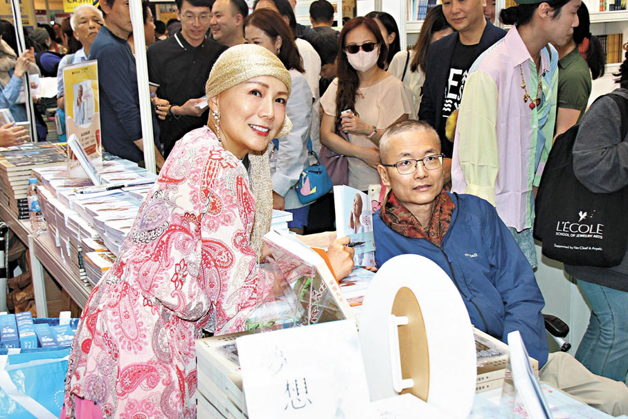 ●吳文忻獲抗癌病友力撐。  達里  攝