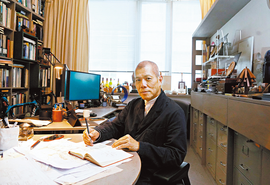 ●吳恩融長年投身社會公益項目，遠超出市民大眾對於一般學者或建築師的既定印象。 香港文匯報記者曾興偉  攝