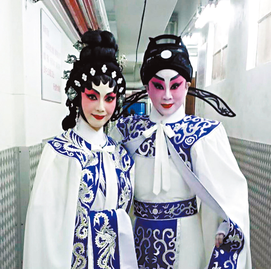 ●劉惠鳴邀請遠在加拿大的白雪紅（左）回港演《精品紫釵記》。