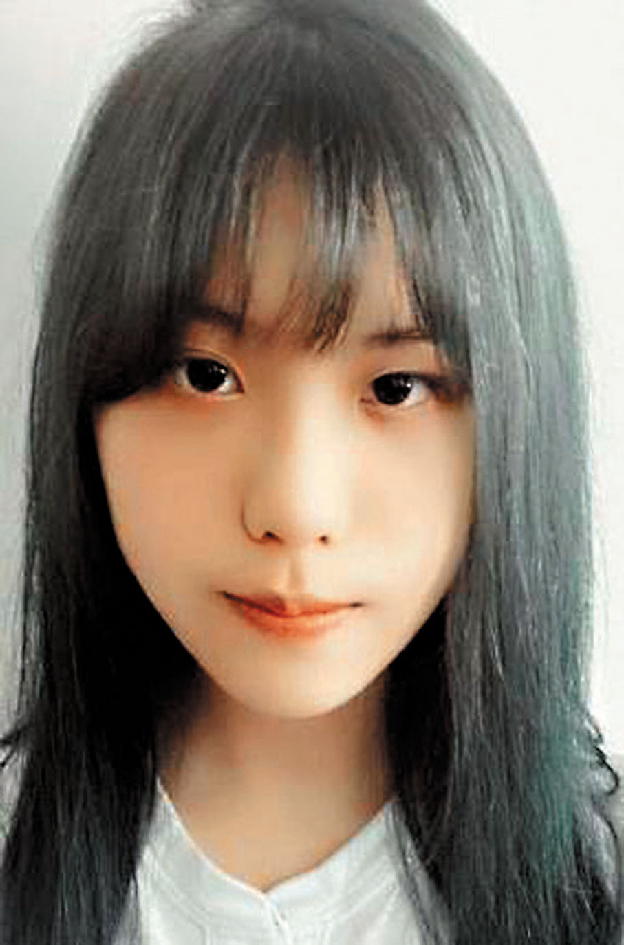 洪曉晴（香港教育大學）：以前從未到過江西，很希望能見證江西美麗的風光。喜歡美食的我，也渴望能夠體驗到當地的傳統菜式，例如九江白澆鱅魚頭、上饒燈盞果、撫州凍米肉丸等，透過美食品嘗出民間智慧與熱情。