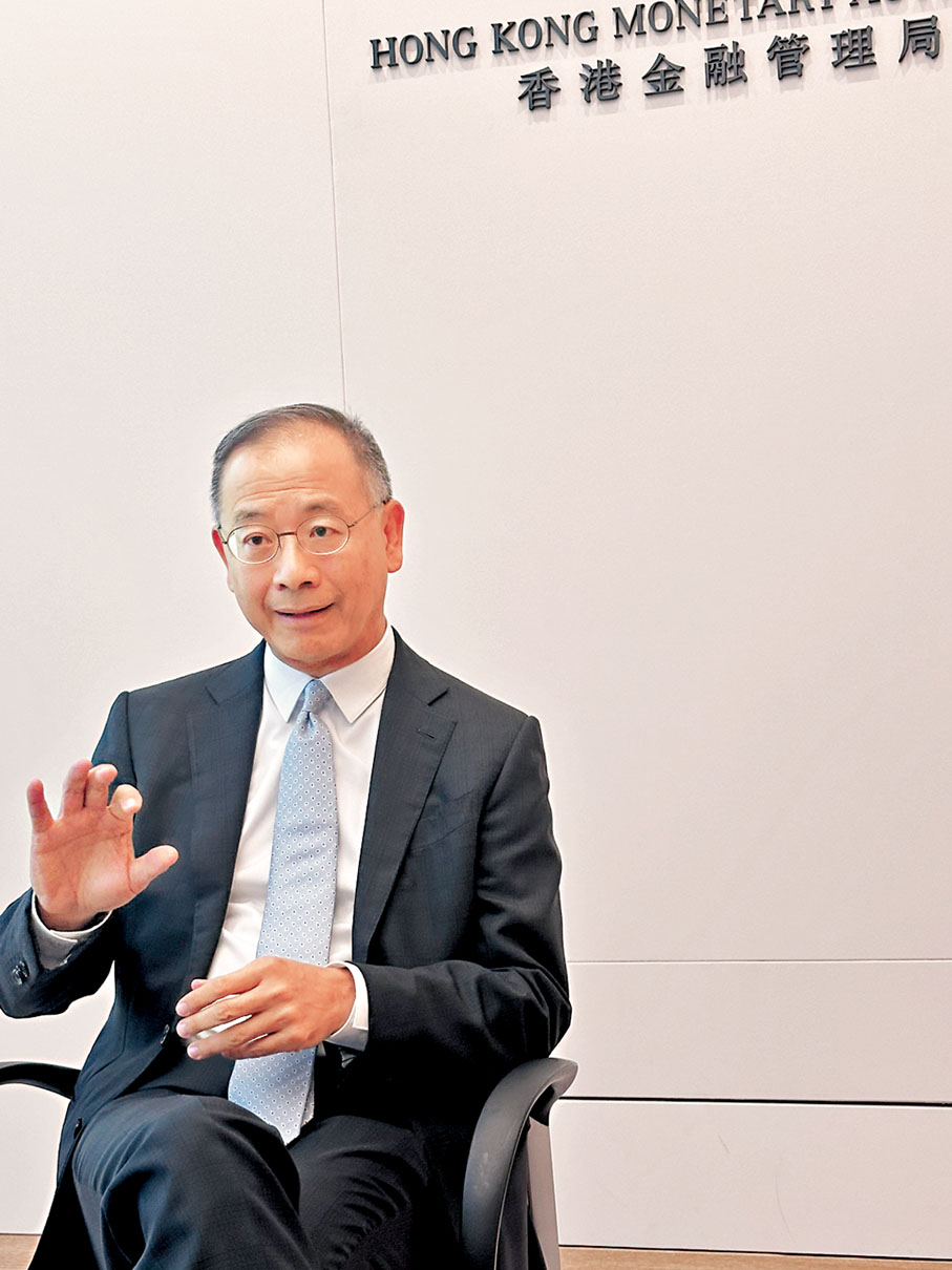 ●金管局總裁余偉文表示，有必要防範市場和輿論過度炒作「穩定幣」，並認為泡沫化趨勢值得關注。 資料圖片
