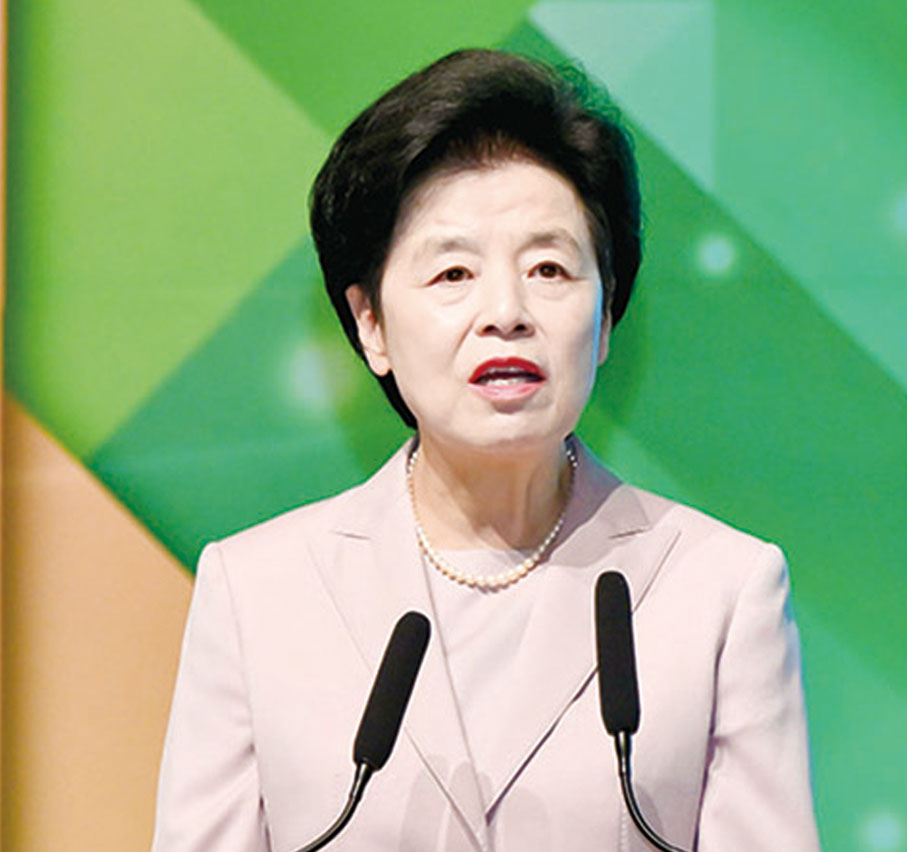 ●全國政協副主席咸輝致辭。