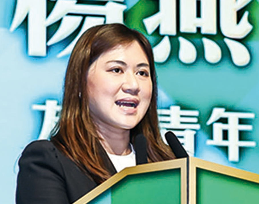 ●友好青年之聲團團長楊燕芝致辭。