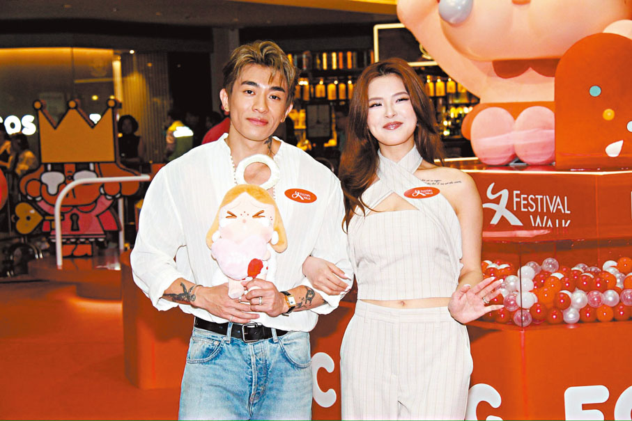 ●Tyson Yoshi與太太Christy表現甜到漏。 達里  攝