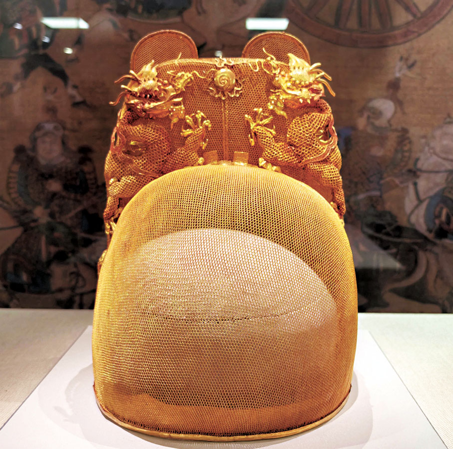 ●金翼善冠是我國迄今為止出土的唯一一頂皇帝金冠。