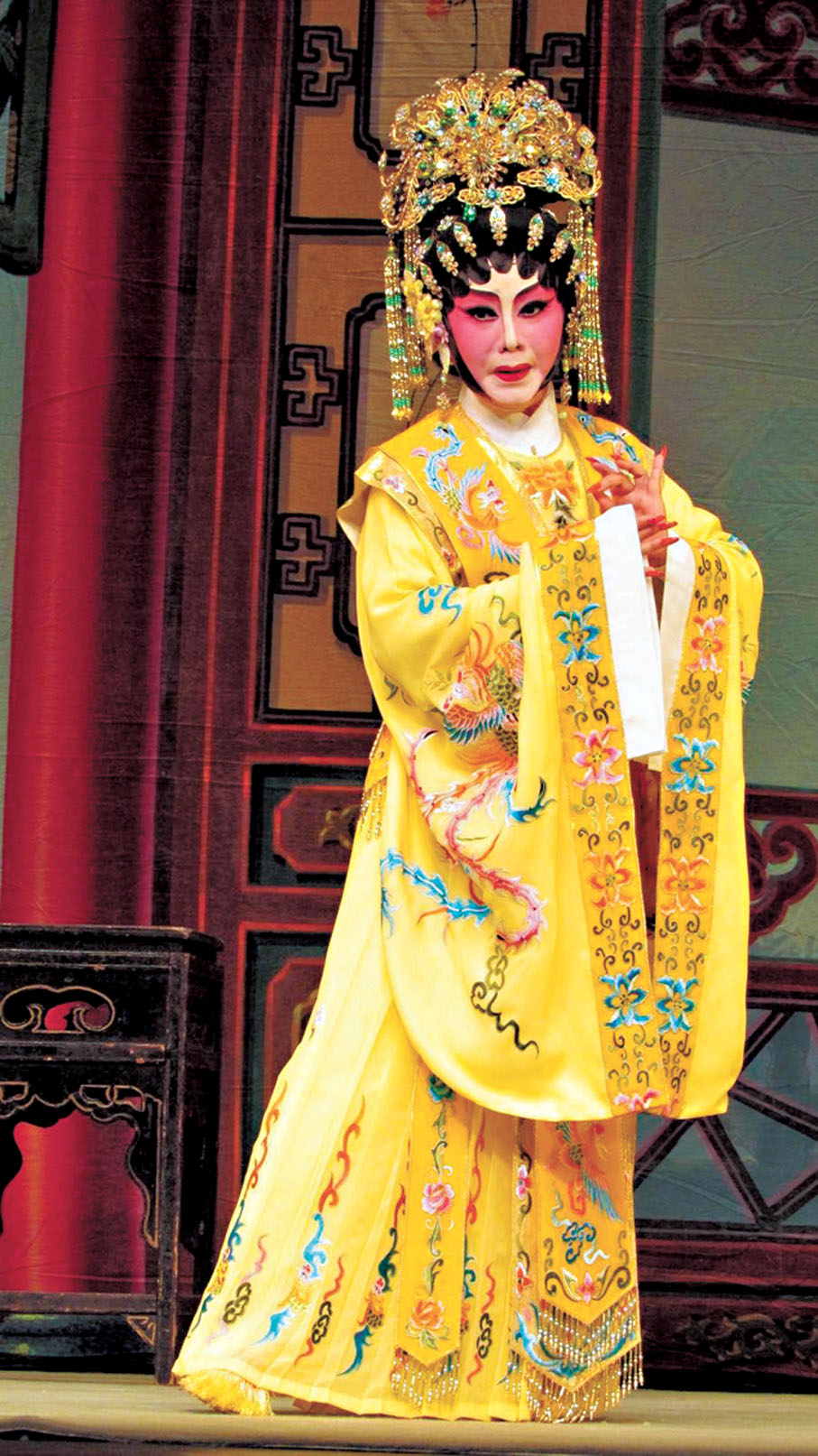 ●楚雲玉為演出於香港、星洲兩邊走。