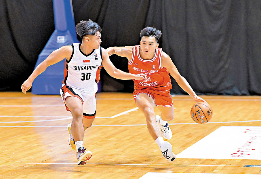 ●徐遠征（右）被南京同曦選中。  資料圖片