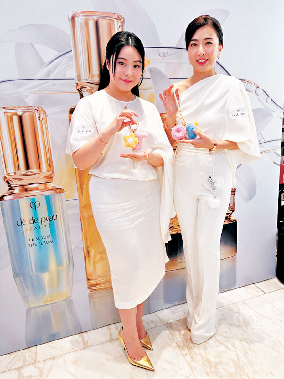 ●甘比與女兒感情要好。   子棠  攝