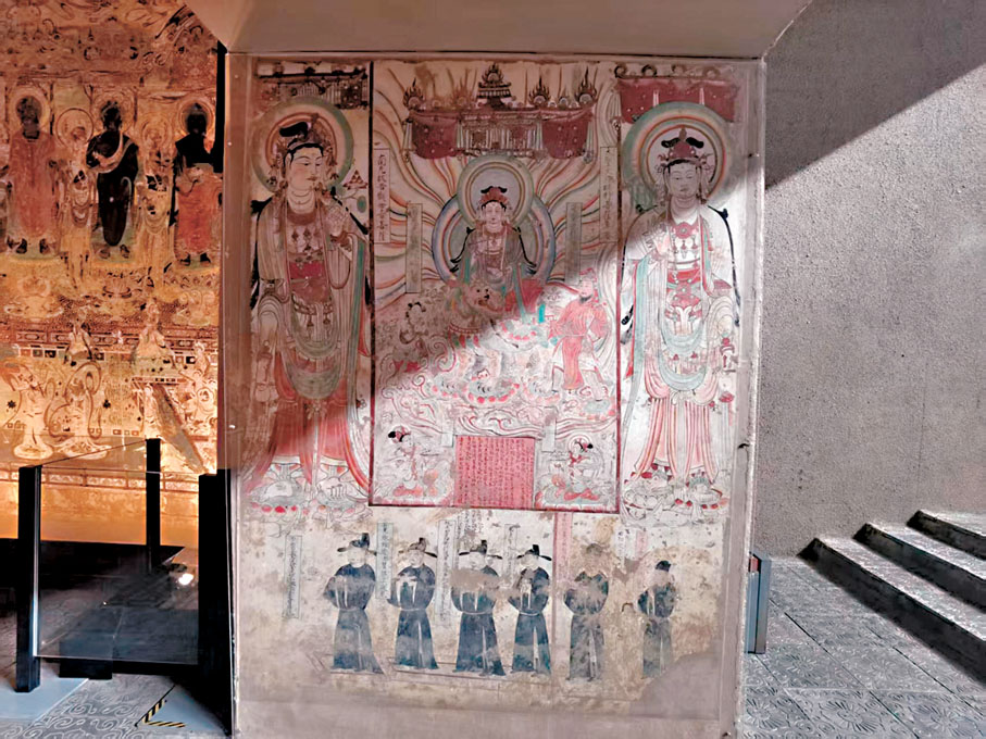 ●莫高窟第220窟裏的壁畫可謂代表着唐代初期最高的藝術水平。 作者供圖