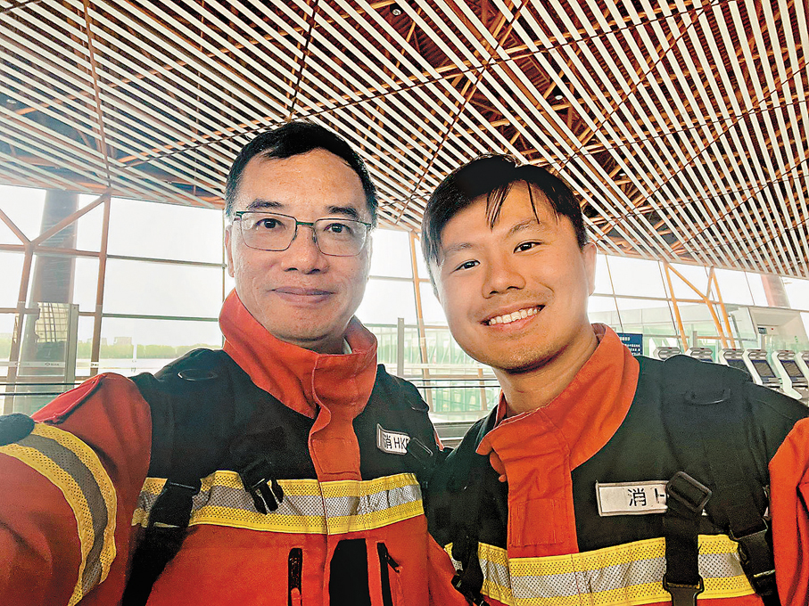 ●蕭醫生與天朗在緬甸任務期間相認。 受訪者供圖