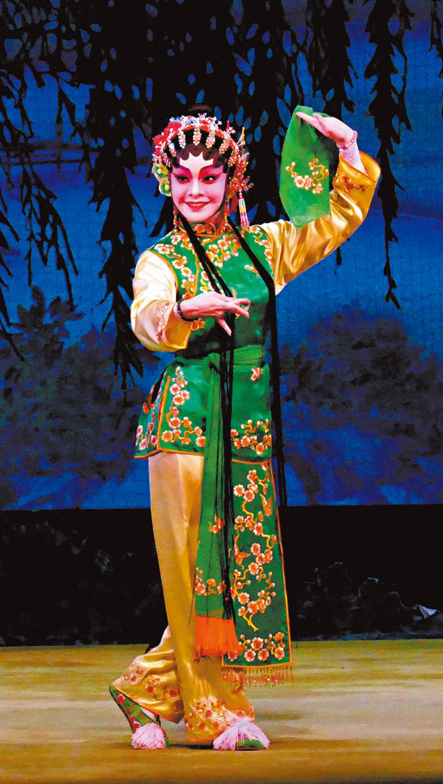 ●梁心怡演美麗李鳳姐。