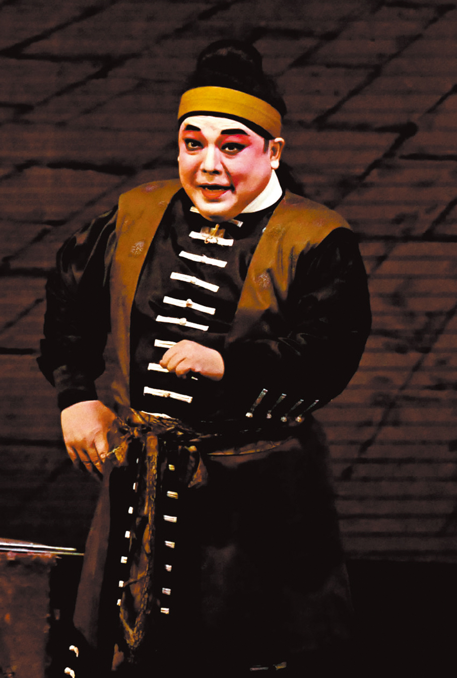 ●梁煒康演大牛。