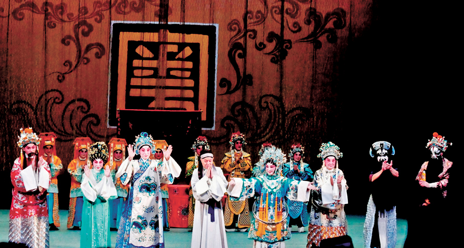 ●《三氣周瑜》主要演員謝幕。