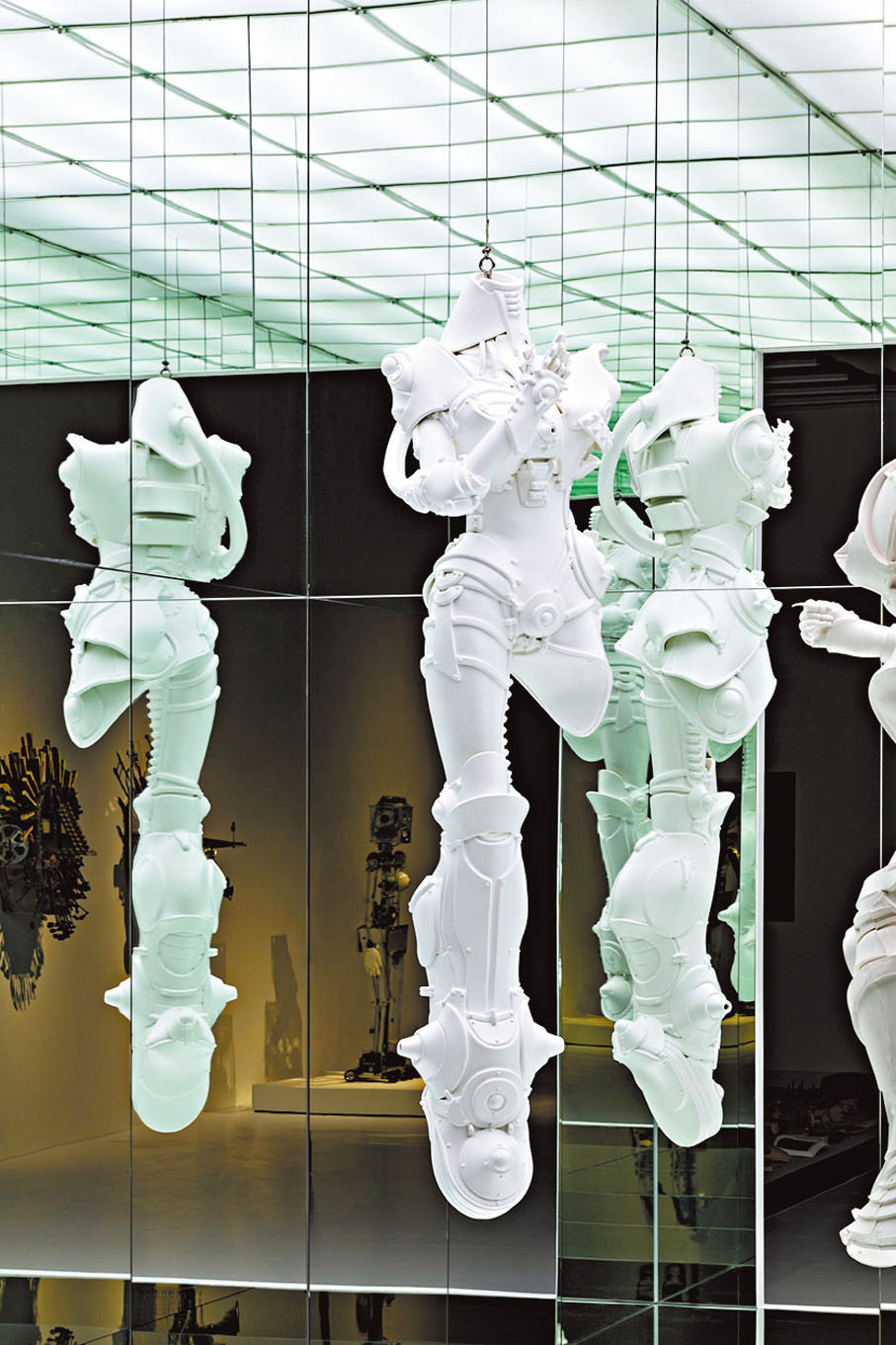 ●李昢 《Cyborg W6》2001年