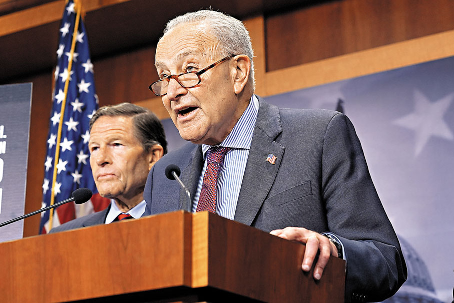 ●舒默回應指民主黨沒有在特朗普的威脅下讓步。美聯社