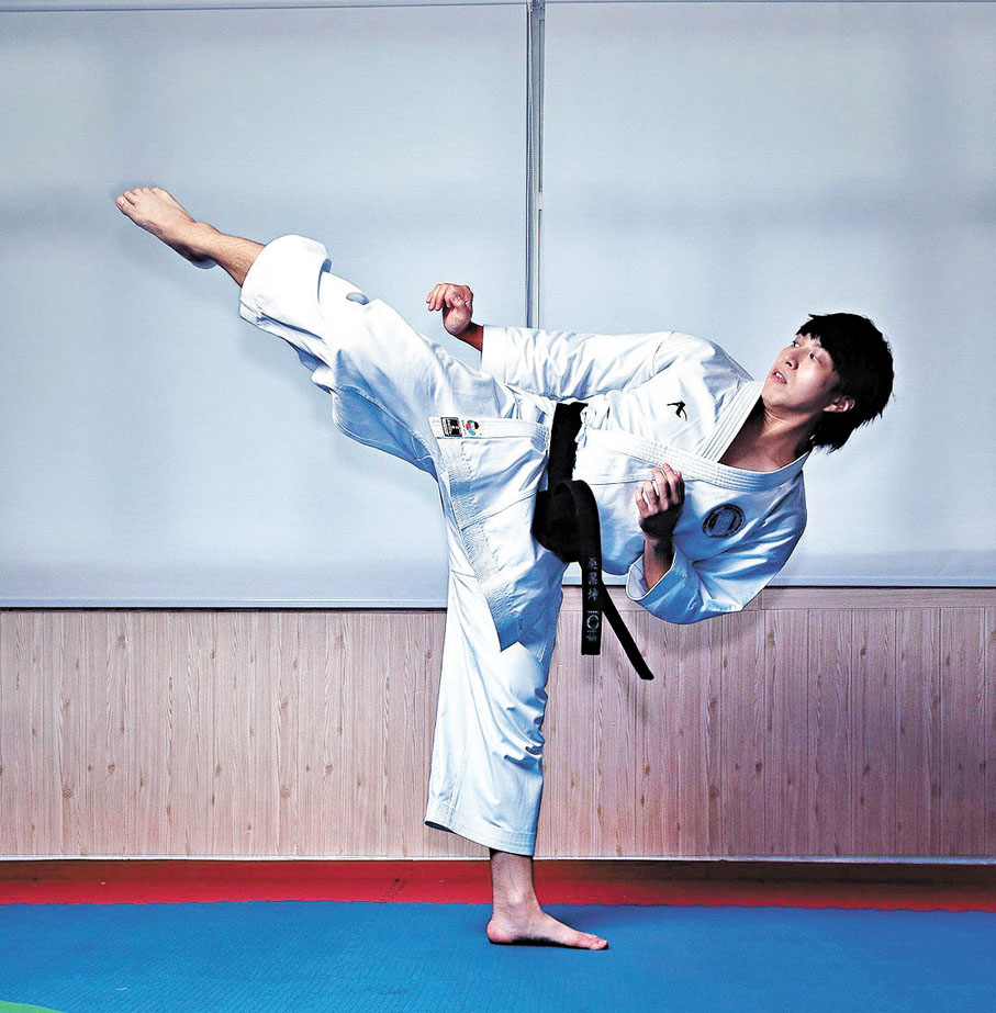 ●吳業坤以空手道運動員身份上陣。    主辦方供圖