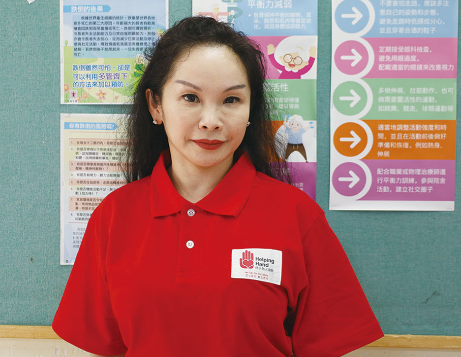 ●伸手助人協會畢尚華神父護老頤養院院長陳錦芝表示，輸入護理員有效緩解人手短缺並提升服務質素，獲長者及家屬高度肯定。