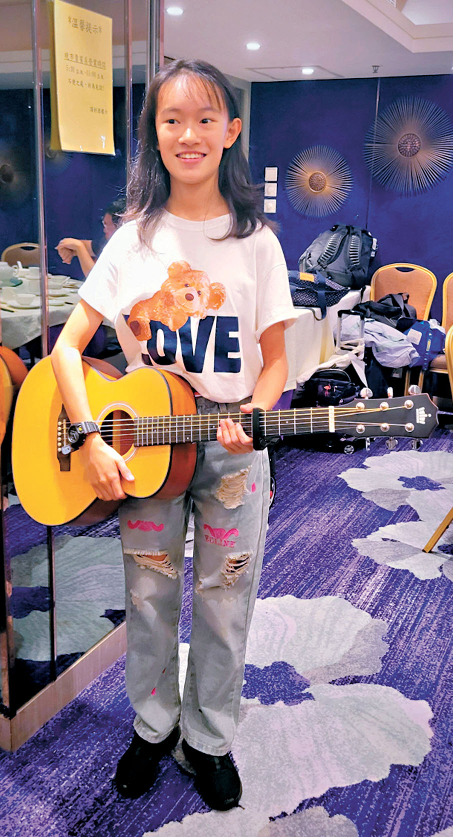 ●楊思琦大女自彈自唱表達心意。梁靜儀 攝