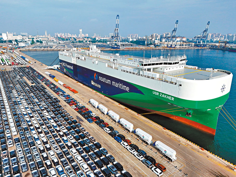 ●國家財政部表示，標普報告體現對中國經濟向好前景的信心。圖為煙台港。新華社